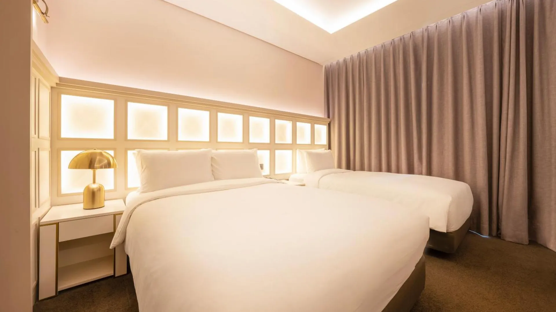 Hotel Marinabay Seoul Gimpo 4*,  Sydkorea